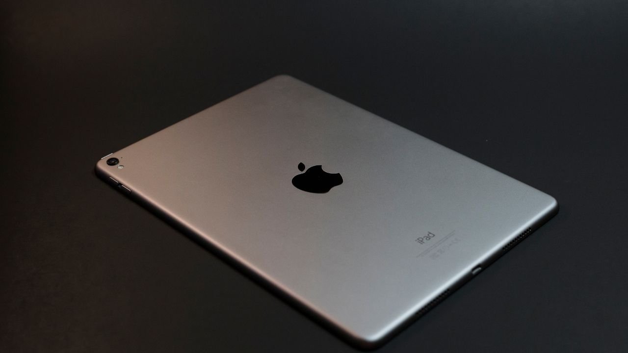 apple-computer-1 apple-computer-1