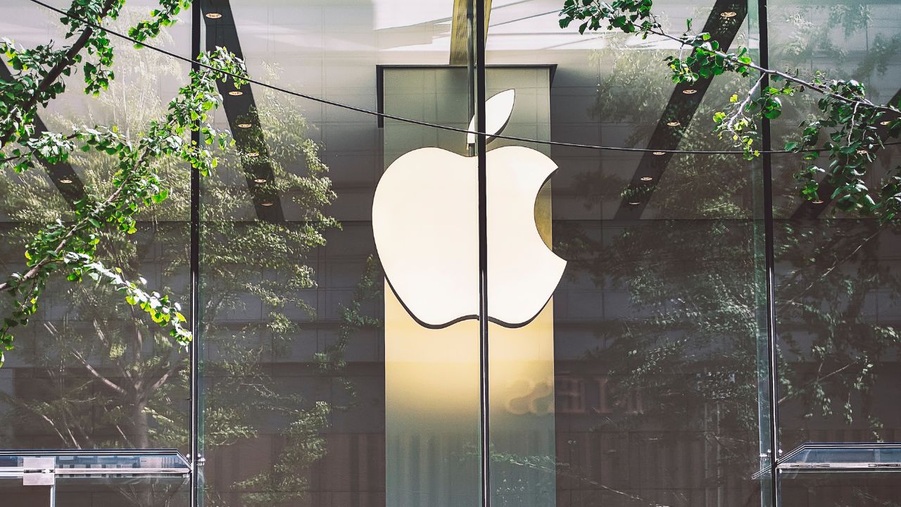 apple apple